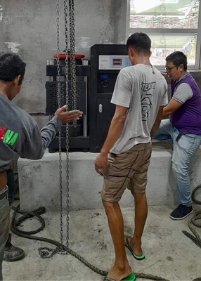 آلة ضغط الخرسانة اليدوية 2000 Kn آلة اختبار الضغط